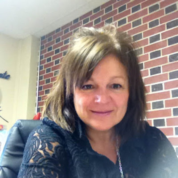 Meet your Posher, Kim - Picture 1 of 1